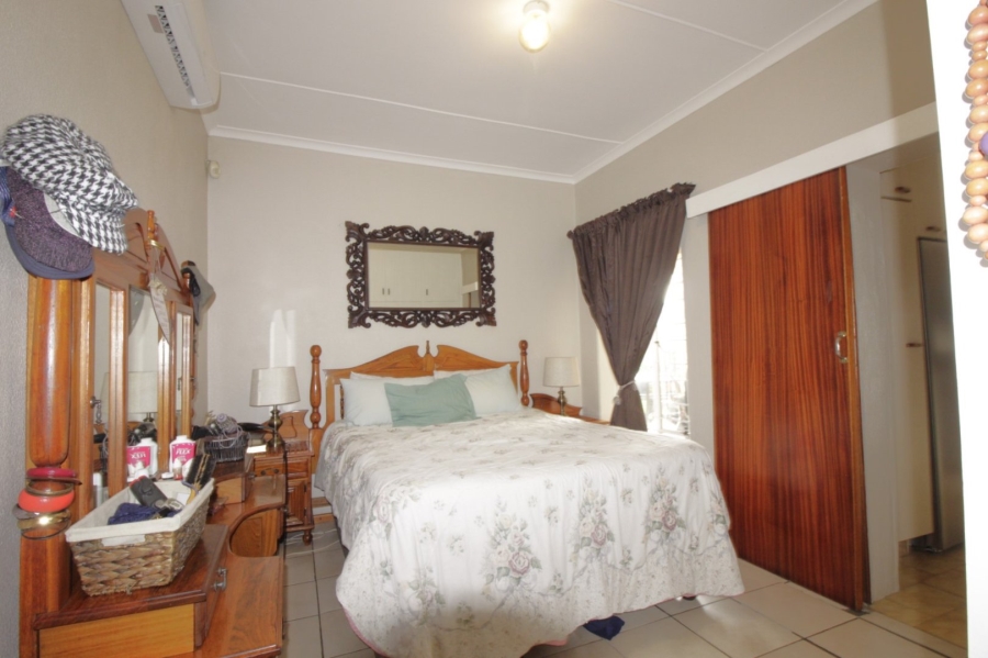 4 Bedroom Property for Sale in Aston Bay Eastern Cape